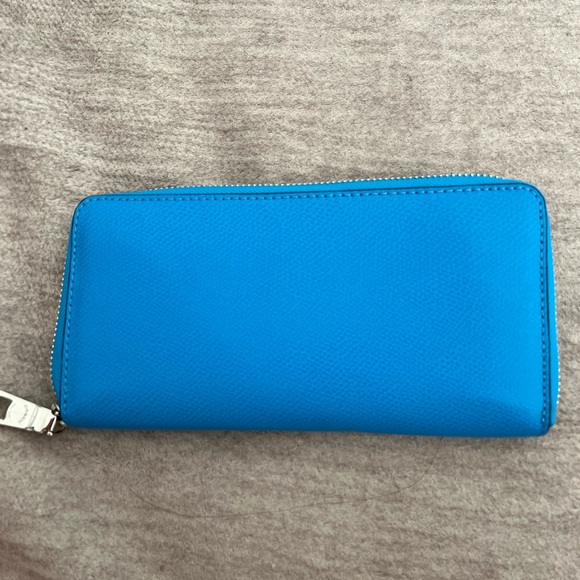Blue Coach Wallet - Picture 10 of 10